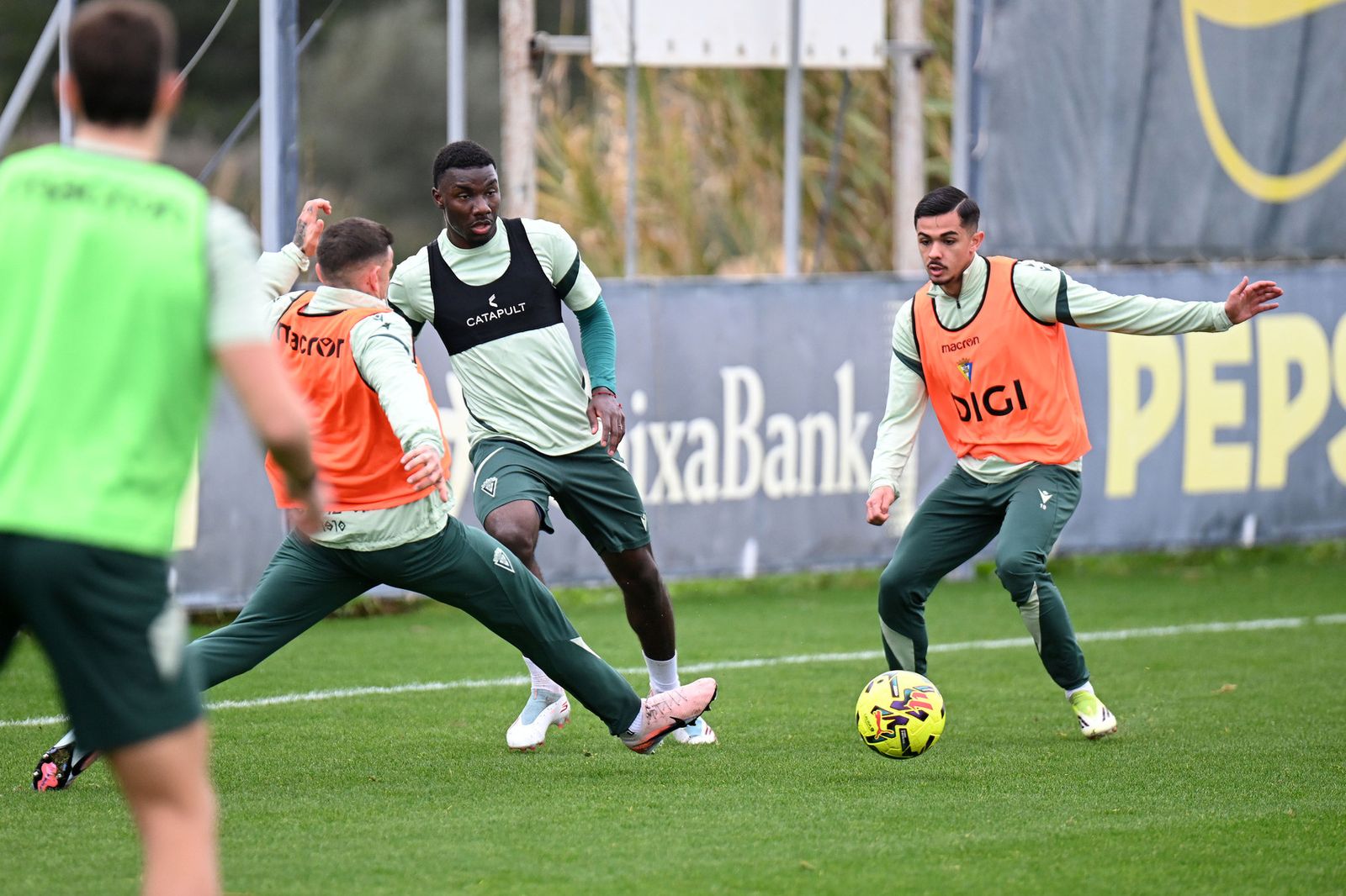 Sesión del Cádiz el martes en El Rosal.