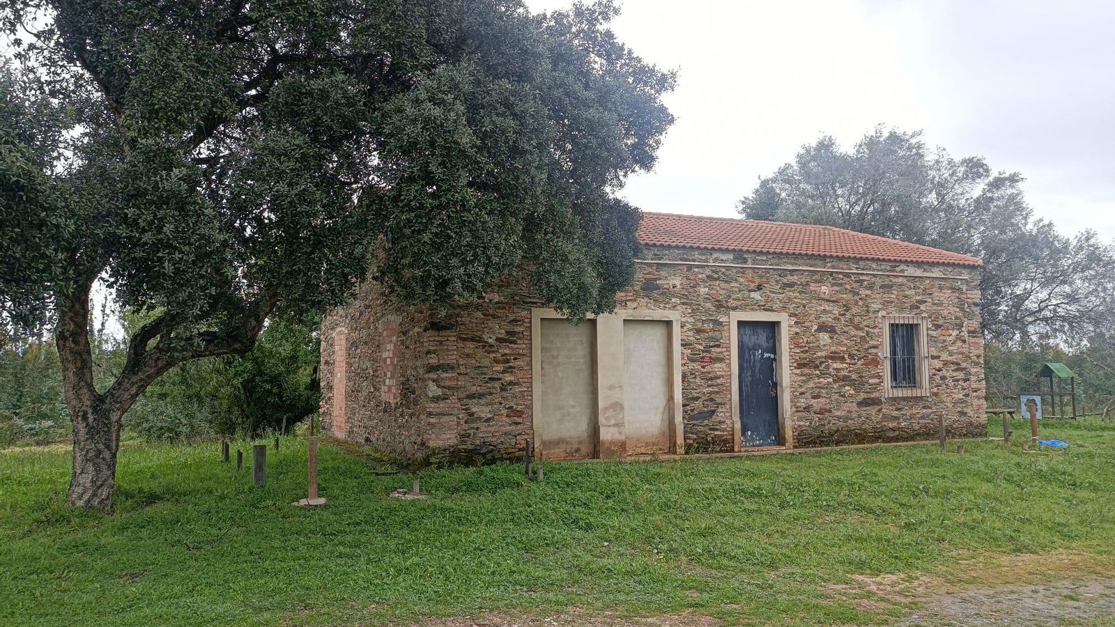 Antiguo apeadero de Pallares