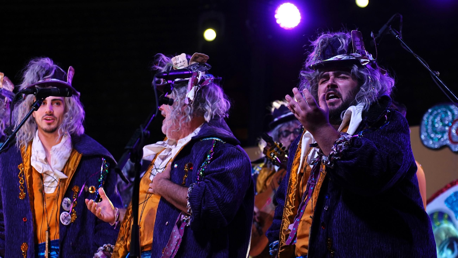 Las fotos de la Noche Carnavalesca en Algeciras