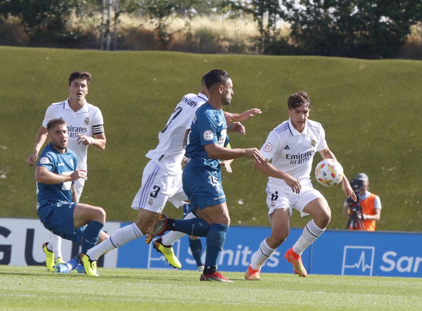 Las imágenes del partido entre el Real Madrid Castilla y el Córdoba CF