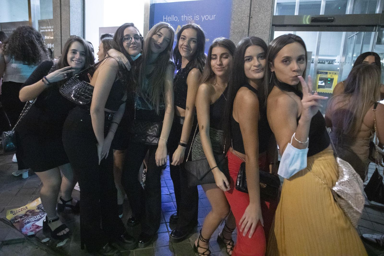 Fotos: así fue la primera noche de Granada en la nueva normalidad