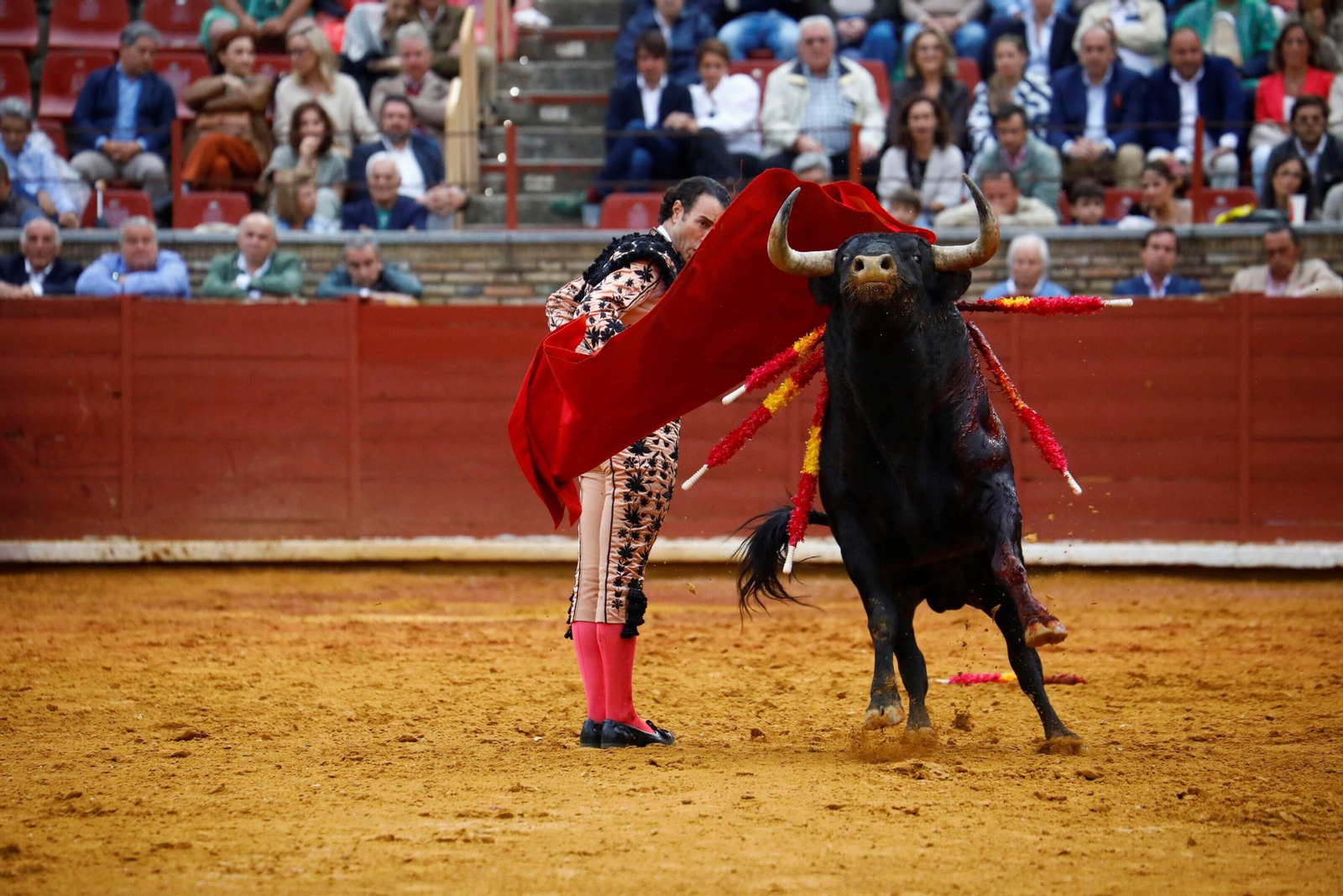La última corrida de la Feria Taurina de Córdoba, en imágenes