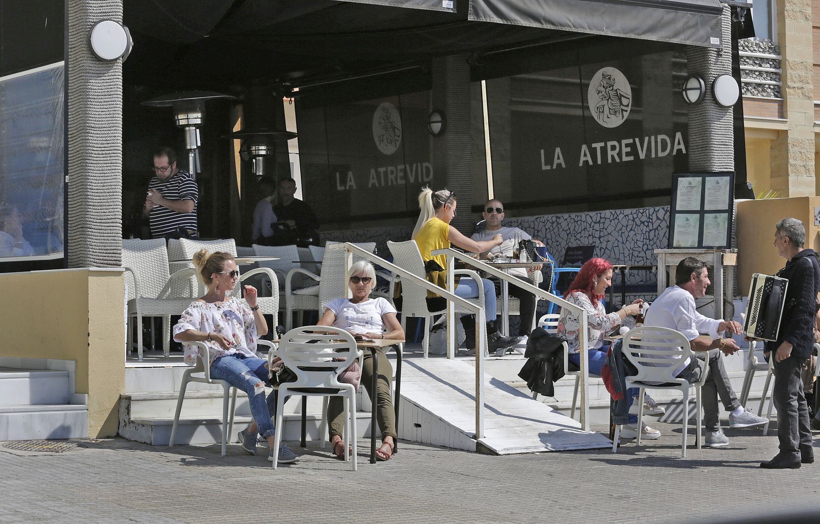 Imágenes del estado de alarma en cadiz - día 2