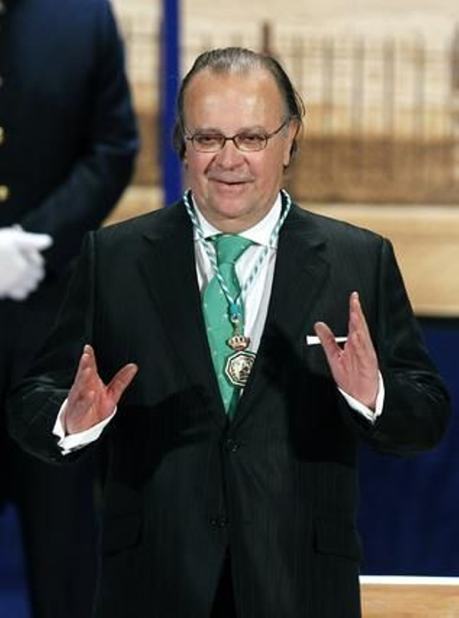 Florencio Aguilera agradece su galardón.

Foto: Antonio Pizarro