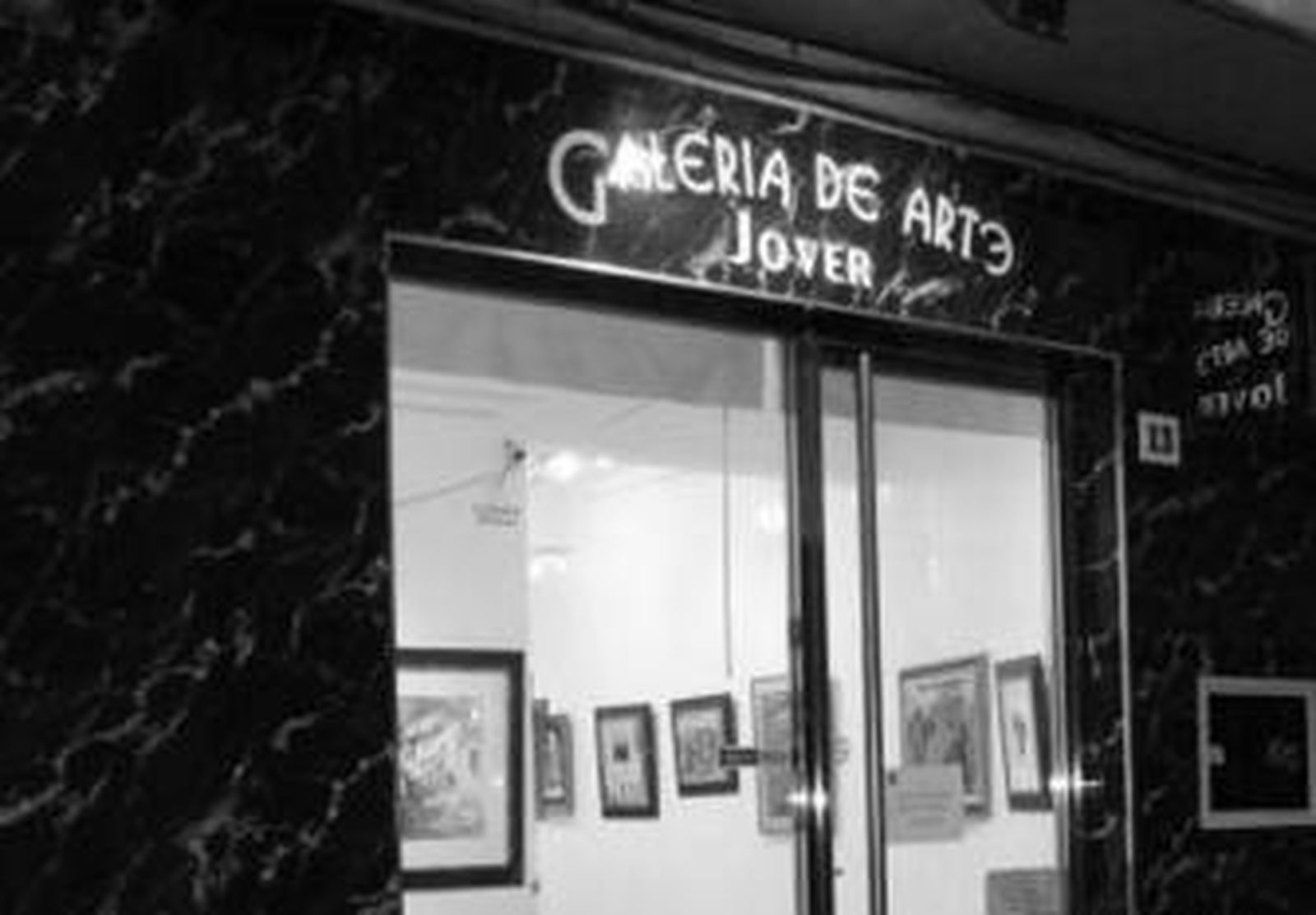 Fachada de la galería de arte Jover.