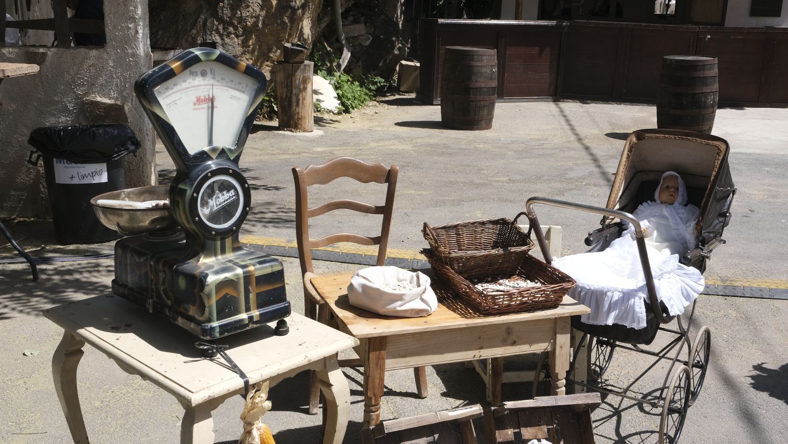 Imágenes de la recreación histórica Canteros y Caciques de Macael