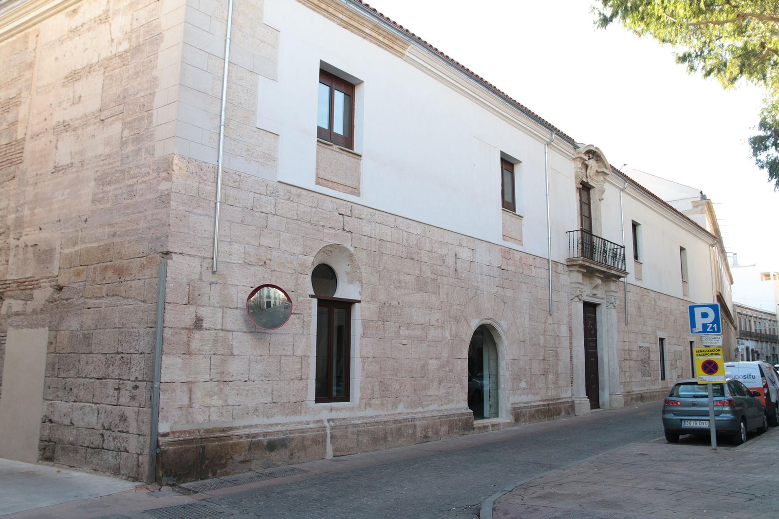 El Provincial ha recuperado sus fachadas entre otros elementos de la rehabilitación interior y exterior.