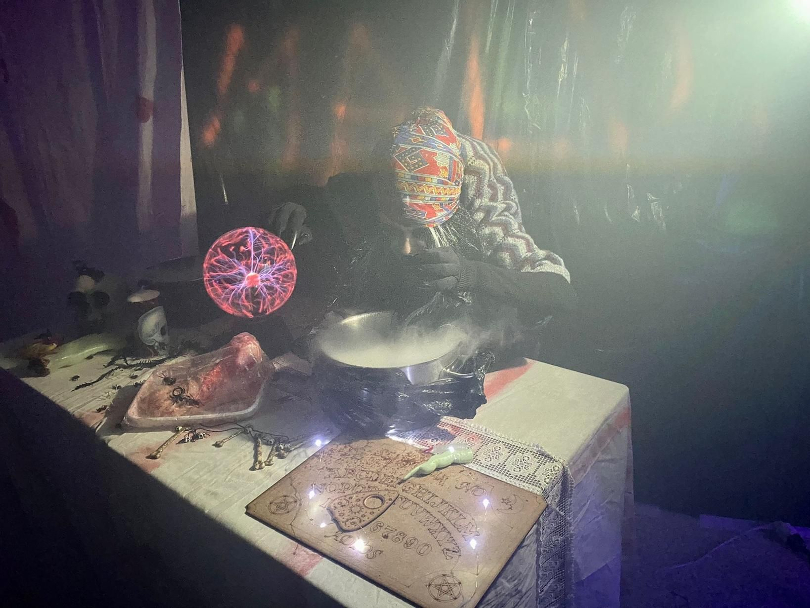 Vícar se prepara para una noche llena de actividades para toda la familia.