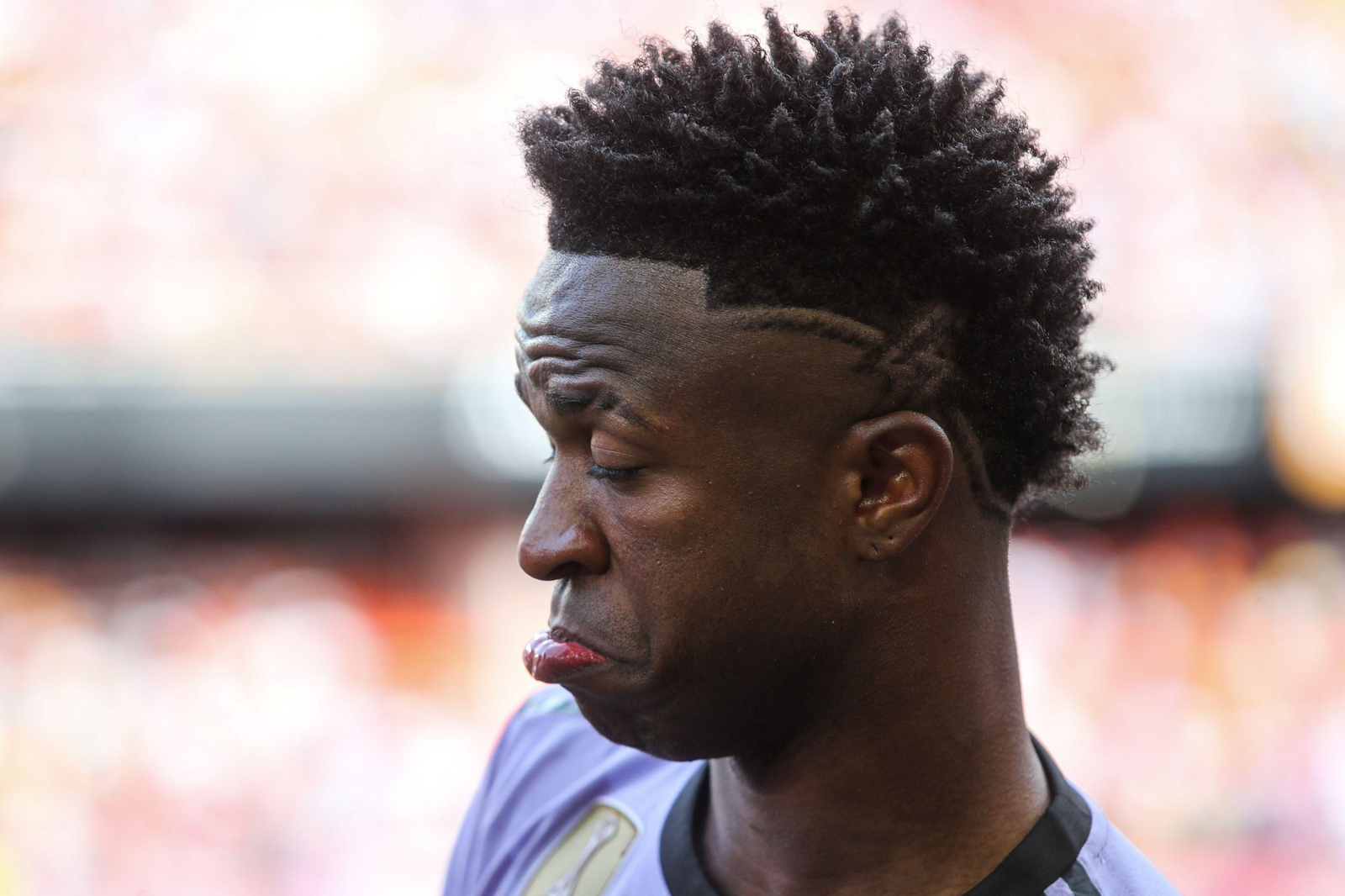 Vinicius, durante el partido en Mestalla.