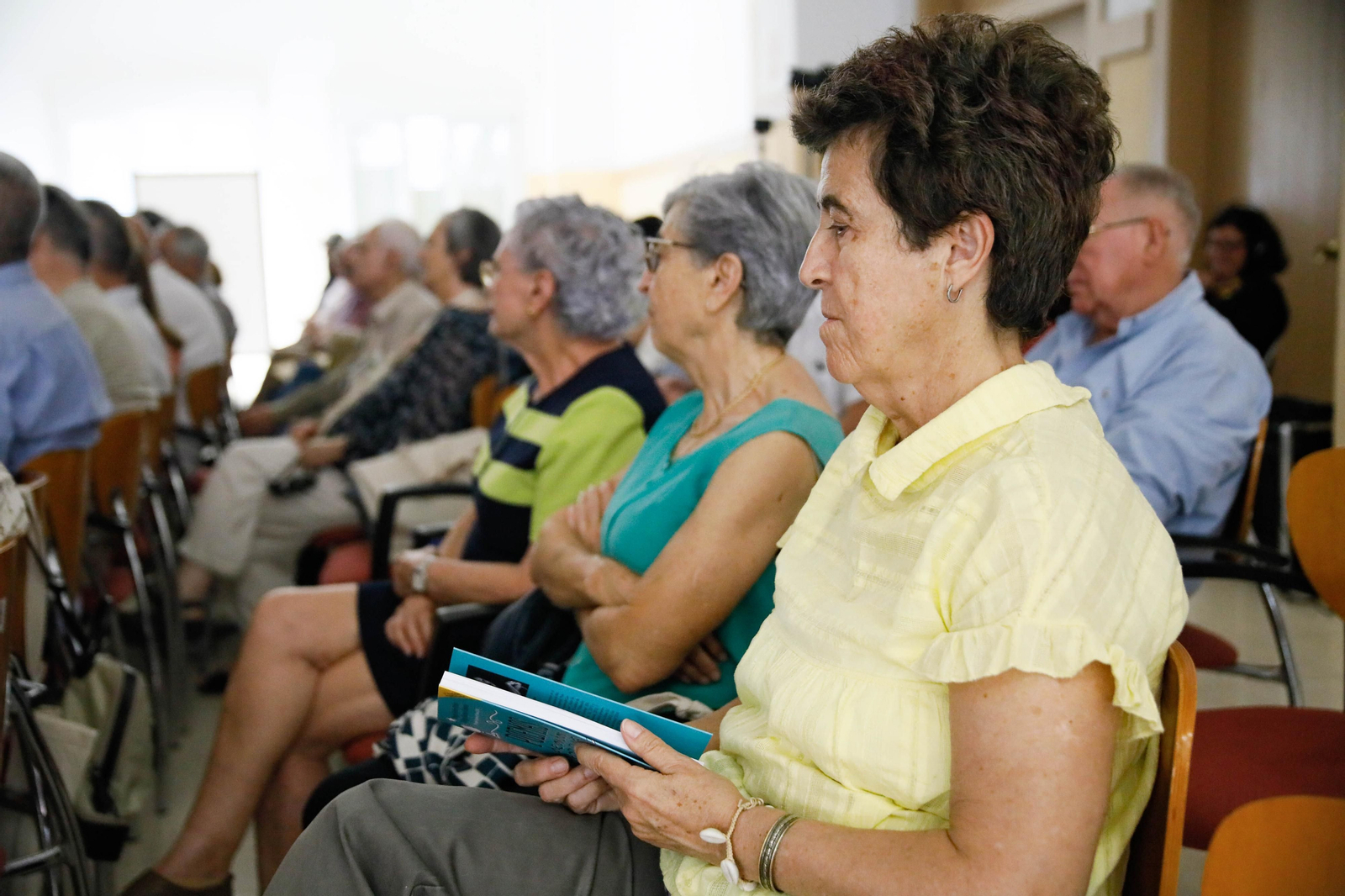 Imágenes de la entrega de los Escudos de Oro del IEA y la celebración de su Plenario