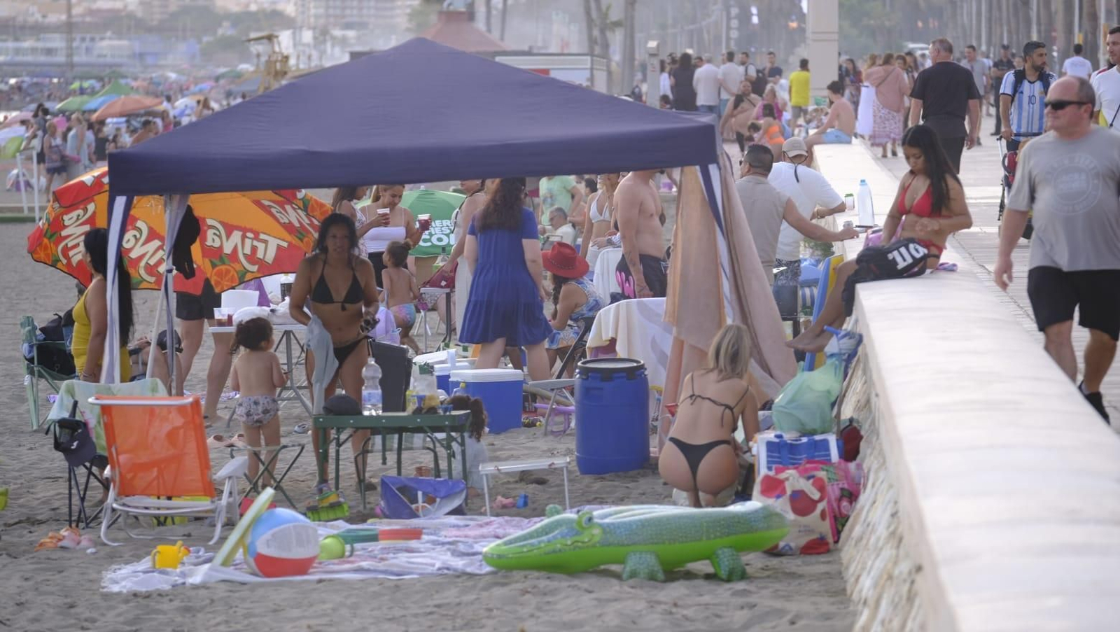 Imágenes de la celebración de San Juan en Almería capital