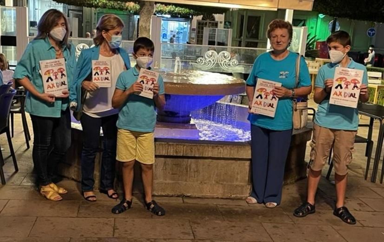 Paola Laynez con  la presidenta de la Asociación de Dislexia Maria Ángeles González