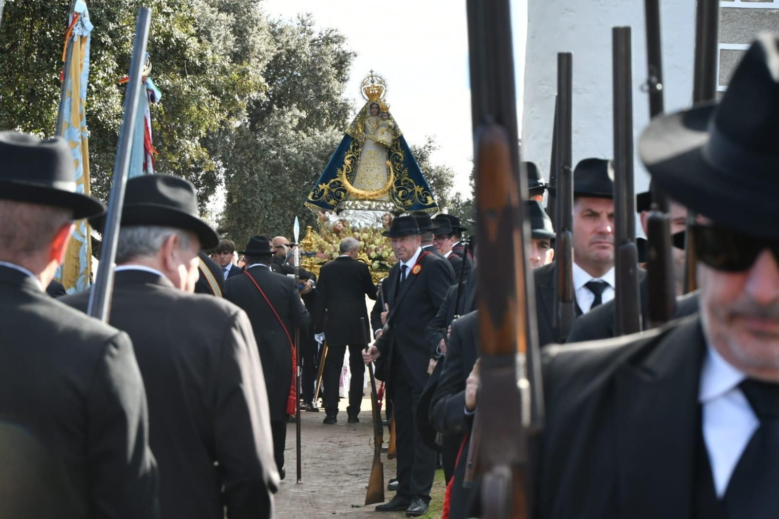 Procesión de la Virgen de Luna tras su coronación canónica