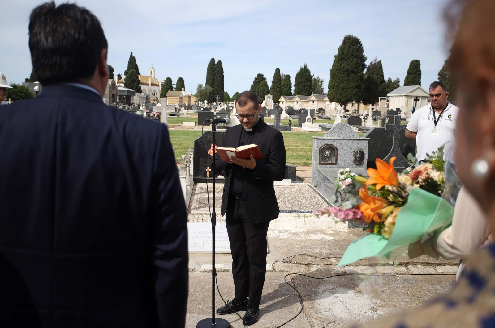La ceremonia conmemorativa del 80 aniversario de la aparición del cuerpo de William Martin, en imágenes