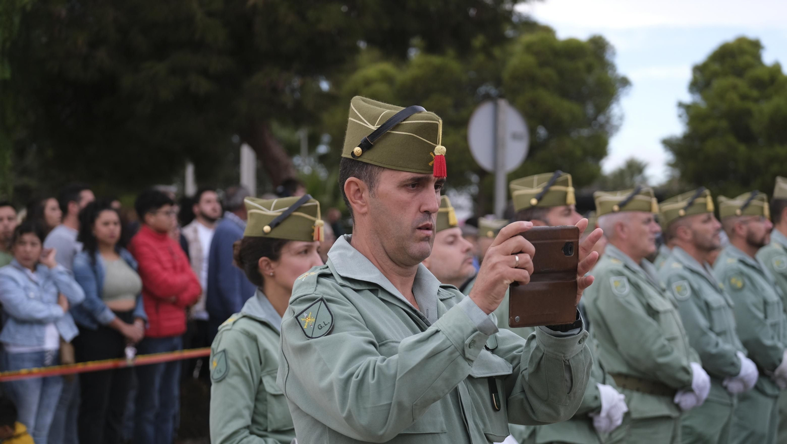 Imágenes de la salida del segundo contingente de La Legión con destino el Líbano