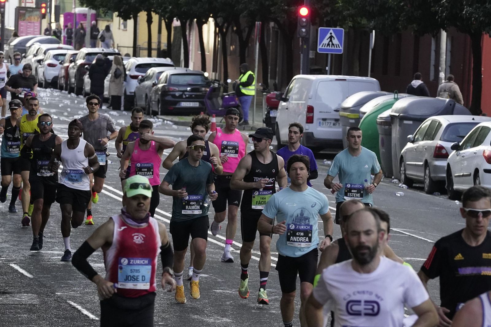 el Zurich Maratón de Sevilla 2026 por Lopez de Gomara, galería 1