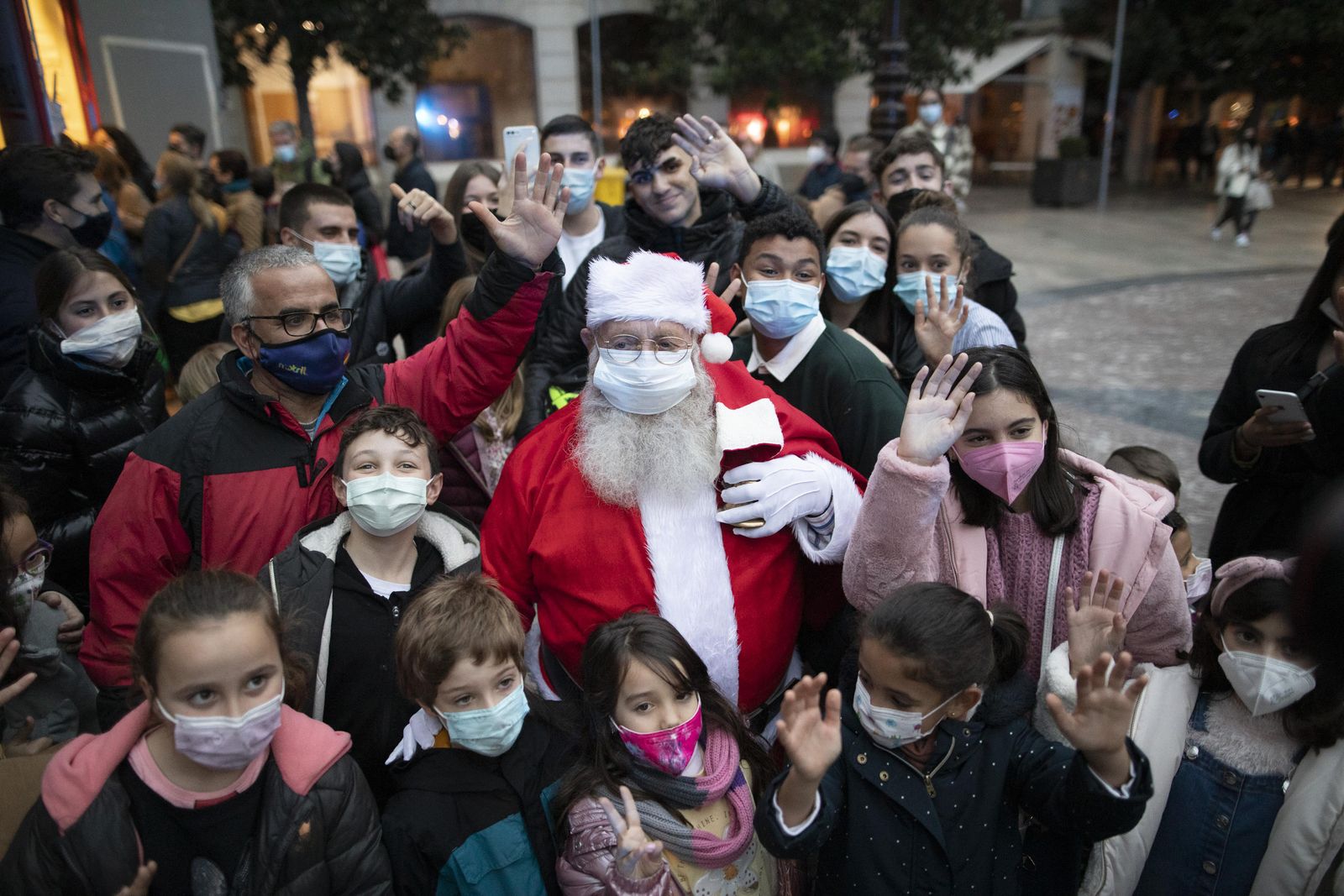 Fotos de las cabalgatas de Papá Noel en Granada