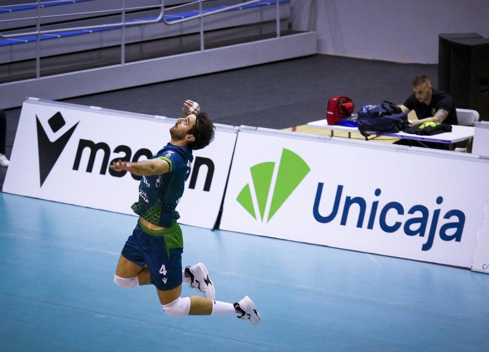 Unicaja Costa de Almería-Arenal Emeve de la Superliga, en imágenes