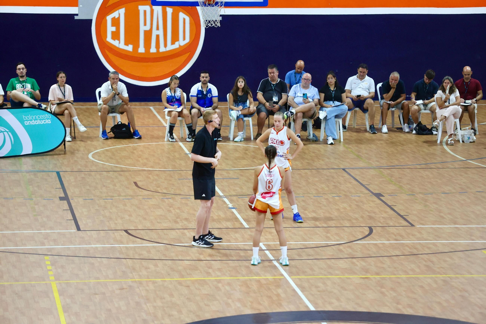 La ponencia de Alberto Díaz, en fotos