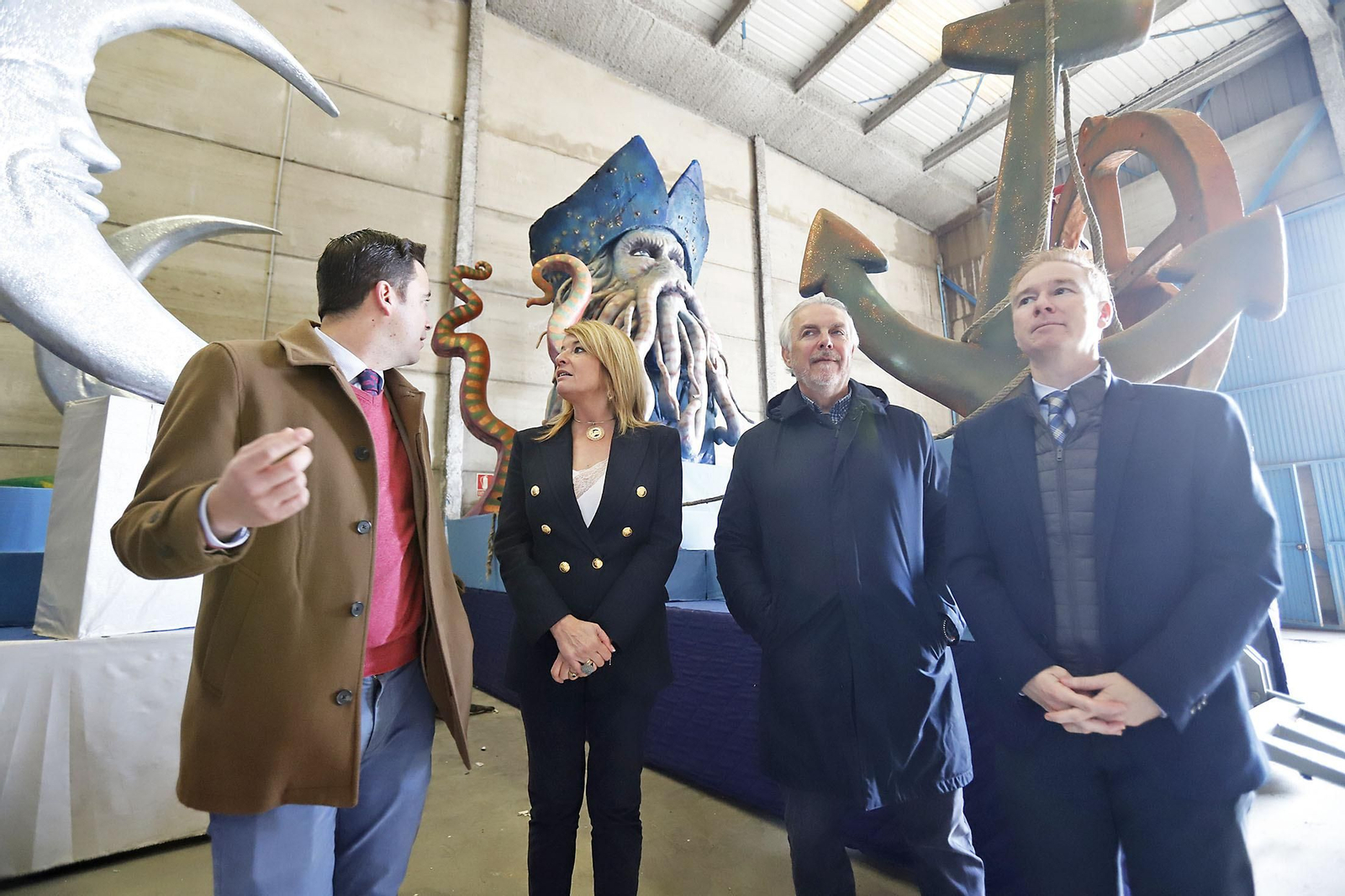 Así don las carrozas de lo Reyes Magos de Huelva 2024