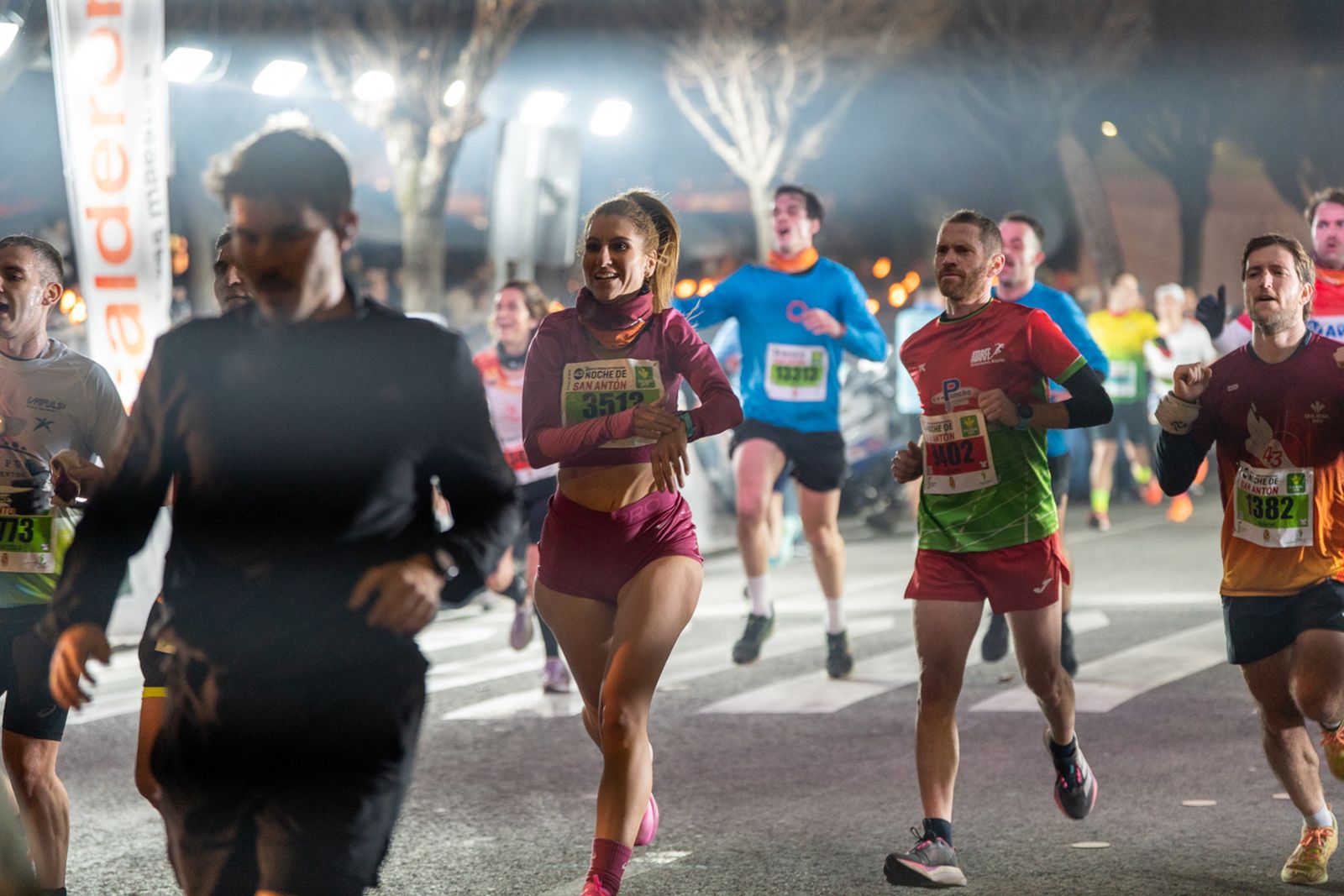 En imágenes: búscate en tu llegada a meta de la Carrera de San Antón 2026 (6)