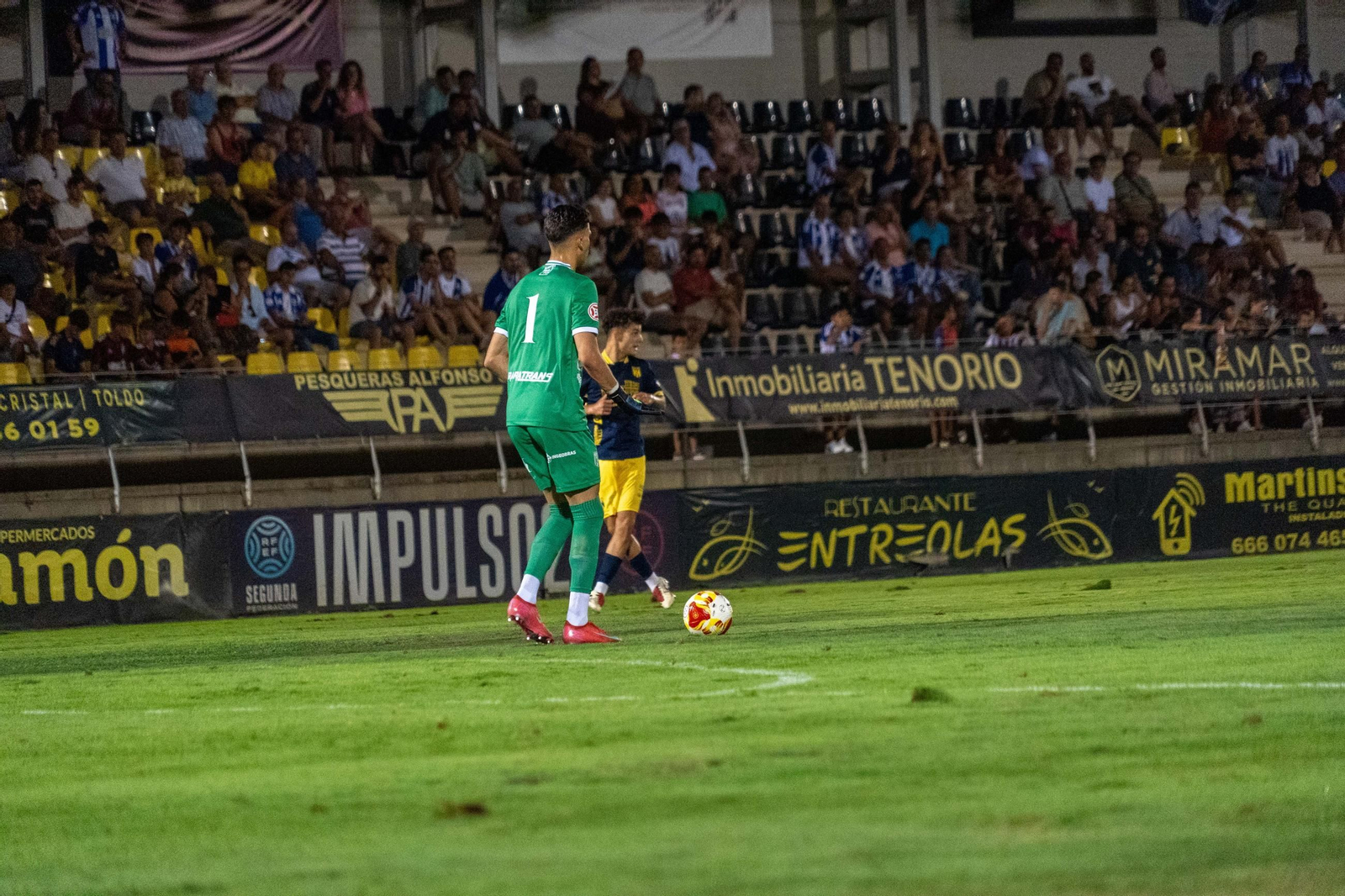 Imágenes del partido AD Merida - Recreativo de Huelva del Trofeo de la Bella