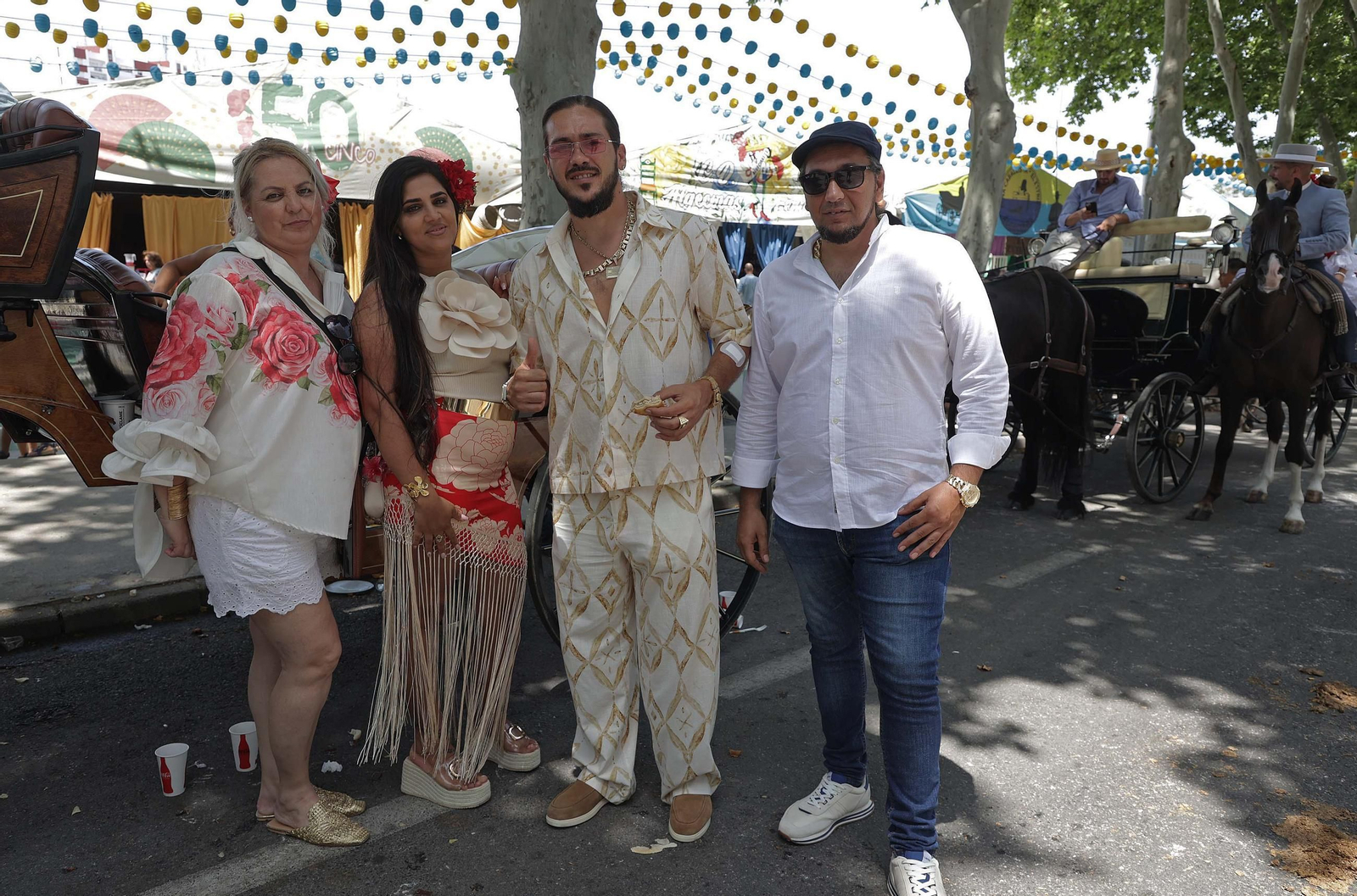 Búscate en las fotos del Domingo por Sevillanas de la Feria Real de Algeciras 2025