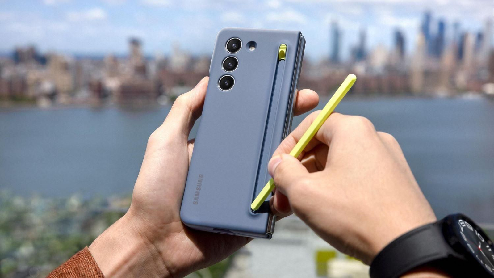 Samsung Galaxy Z Fold 5