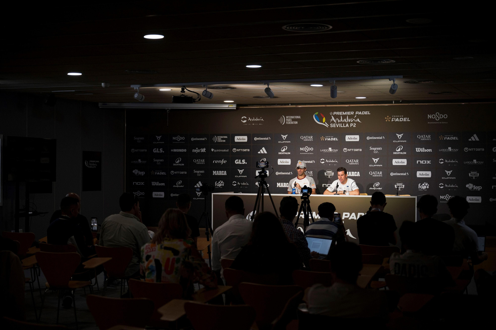 Las mejores fotos de los cuartos de final del pádel en el Estadio de la Cartuja