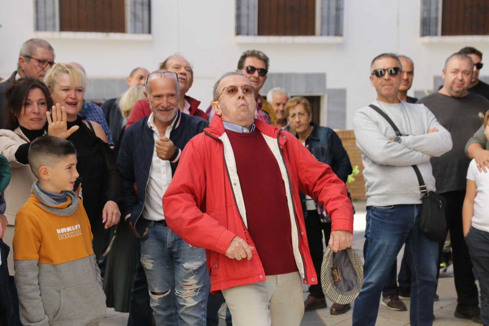 Las imágenes del concurso de lanzamiento de hueso de aceituna de Canjáyar