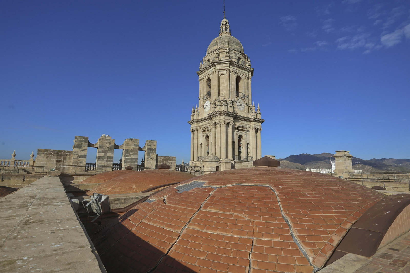 El estado en que se encuentran las cubiertas de la Catedral.