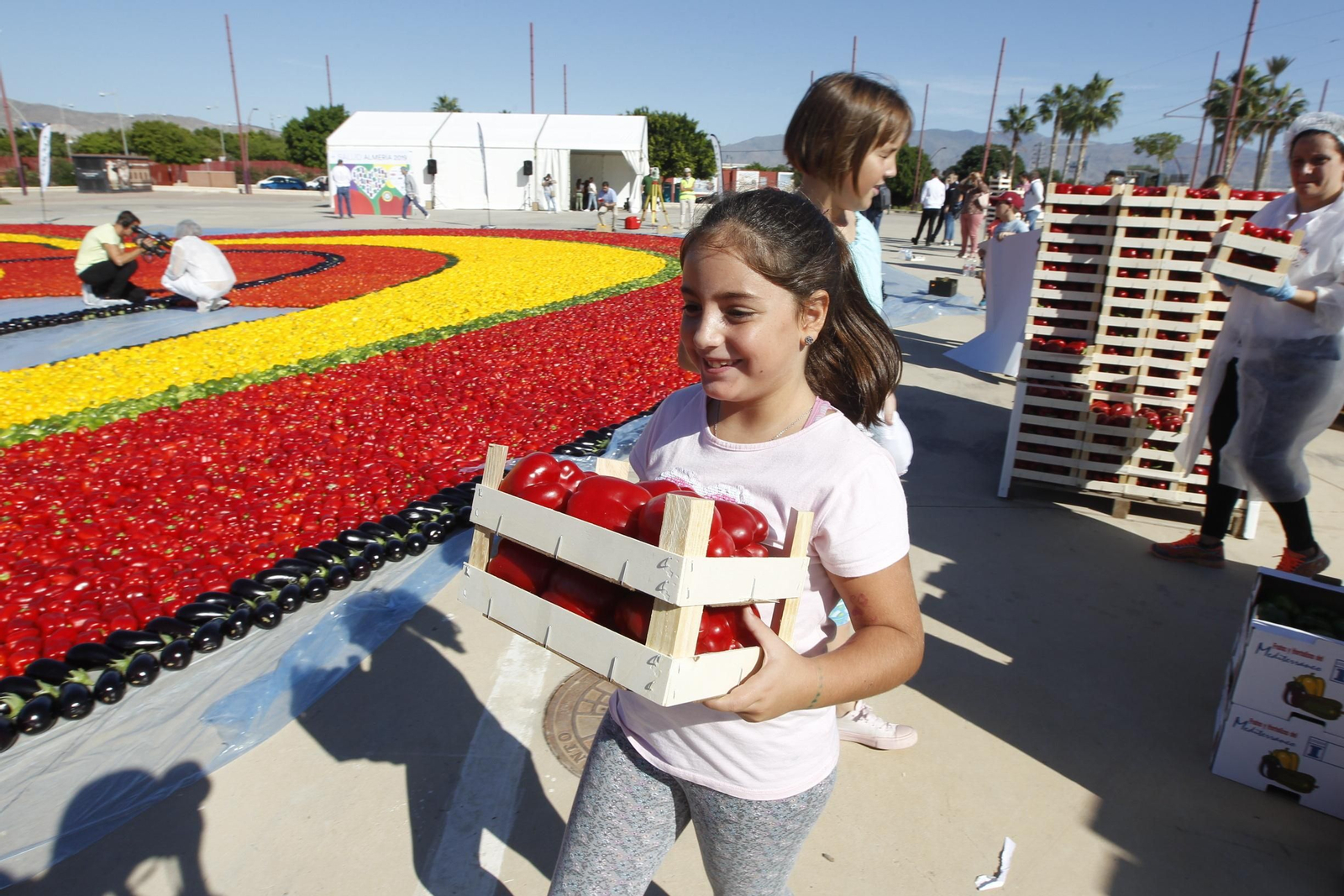 Fotogalería Récord Guinness Corazón Hortalizas Almería
