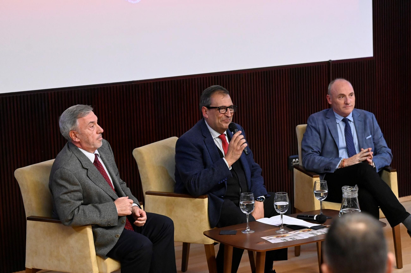 La Cofradía Gastronómica del Rabo de Toro reconoce a la familia Piedra