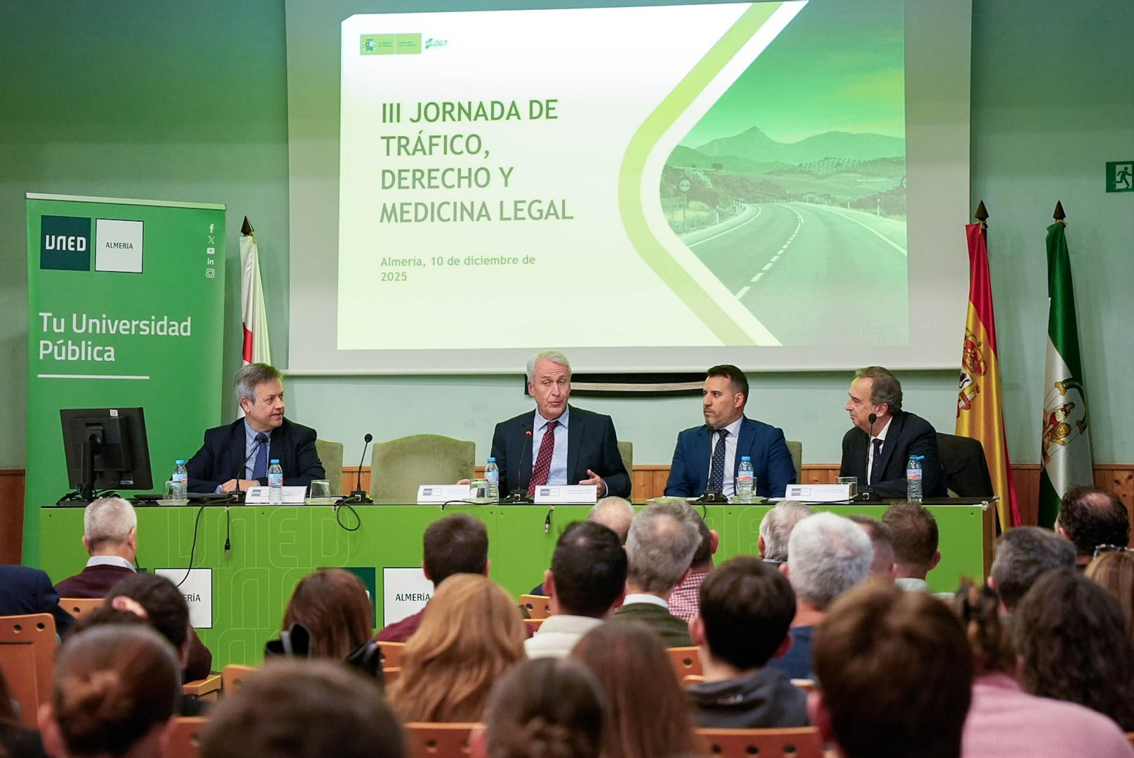 Las imágenes de la III Jornada de Tráfico, Seguridad Vial y Medicina Legal de la UNED de Almería