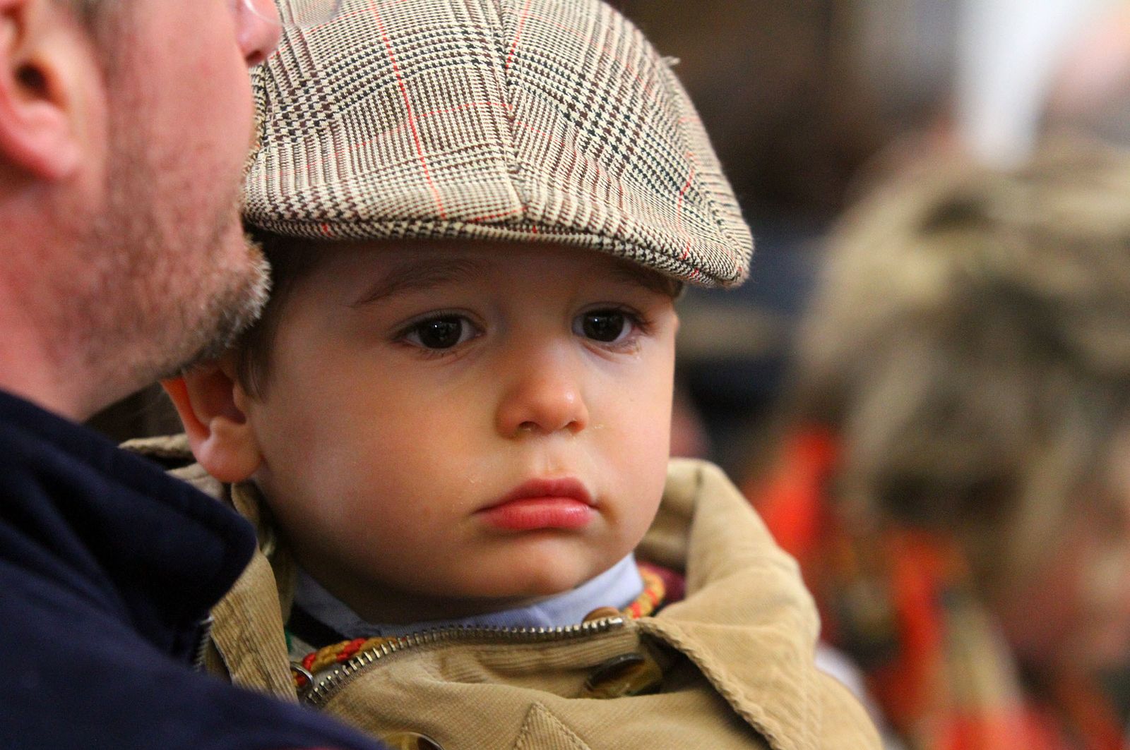 El Rocío celebra La Candelaria con la presentación de los niños a la Virgen, en imágenes