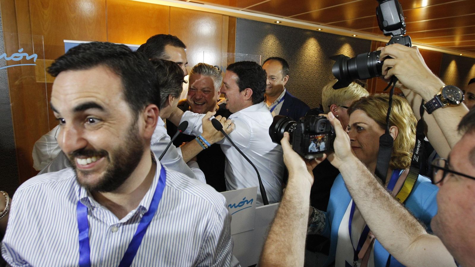 Carlos Sánchez, concejal del Partido Popular, no disimula su alegría.