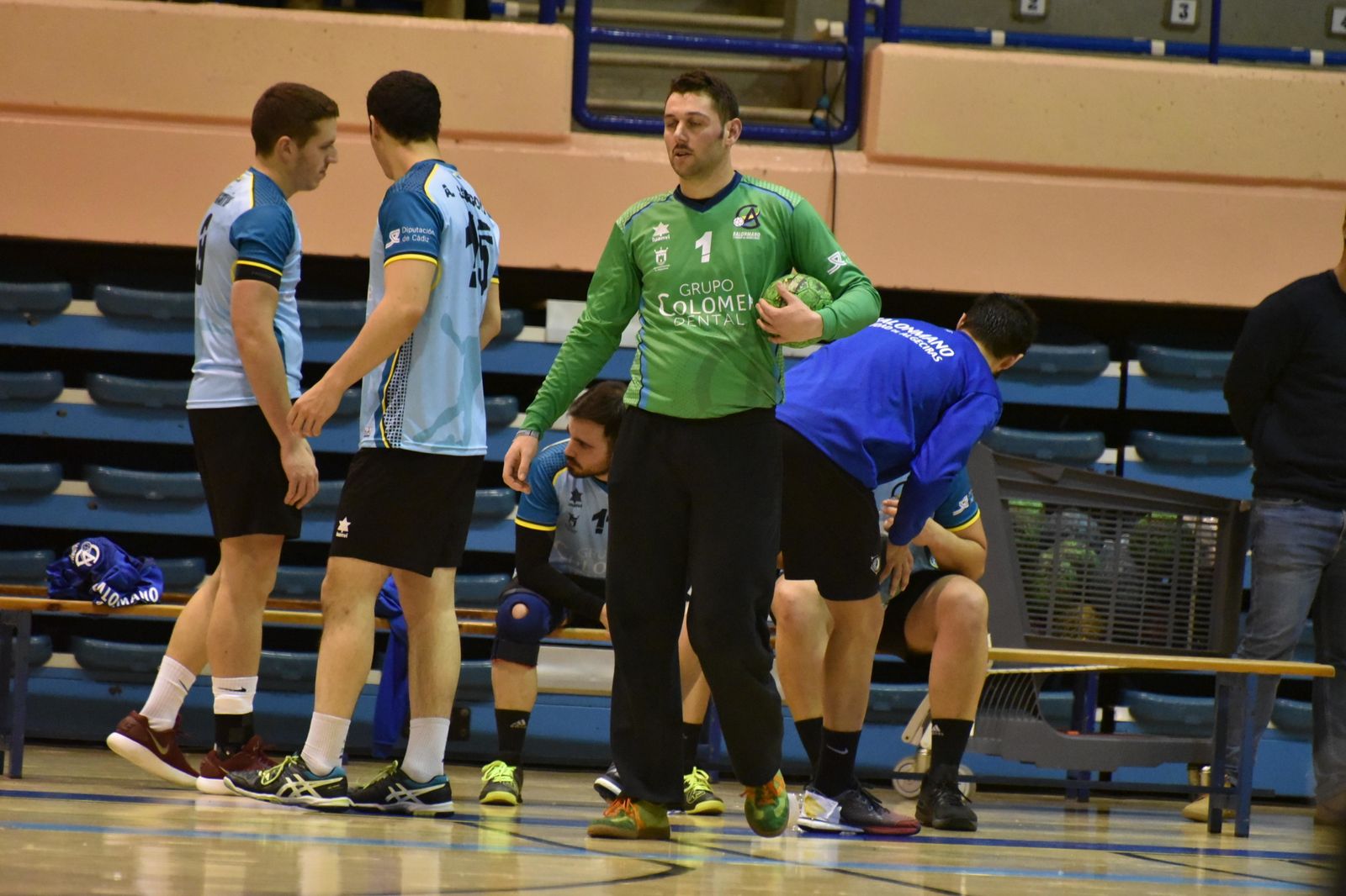 El meta Ignasi Admella, del Colomer.