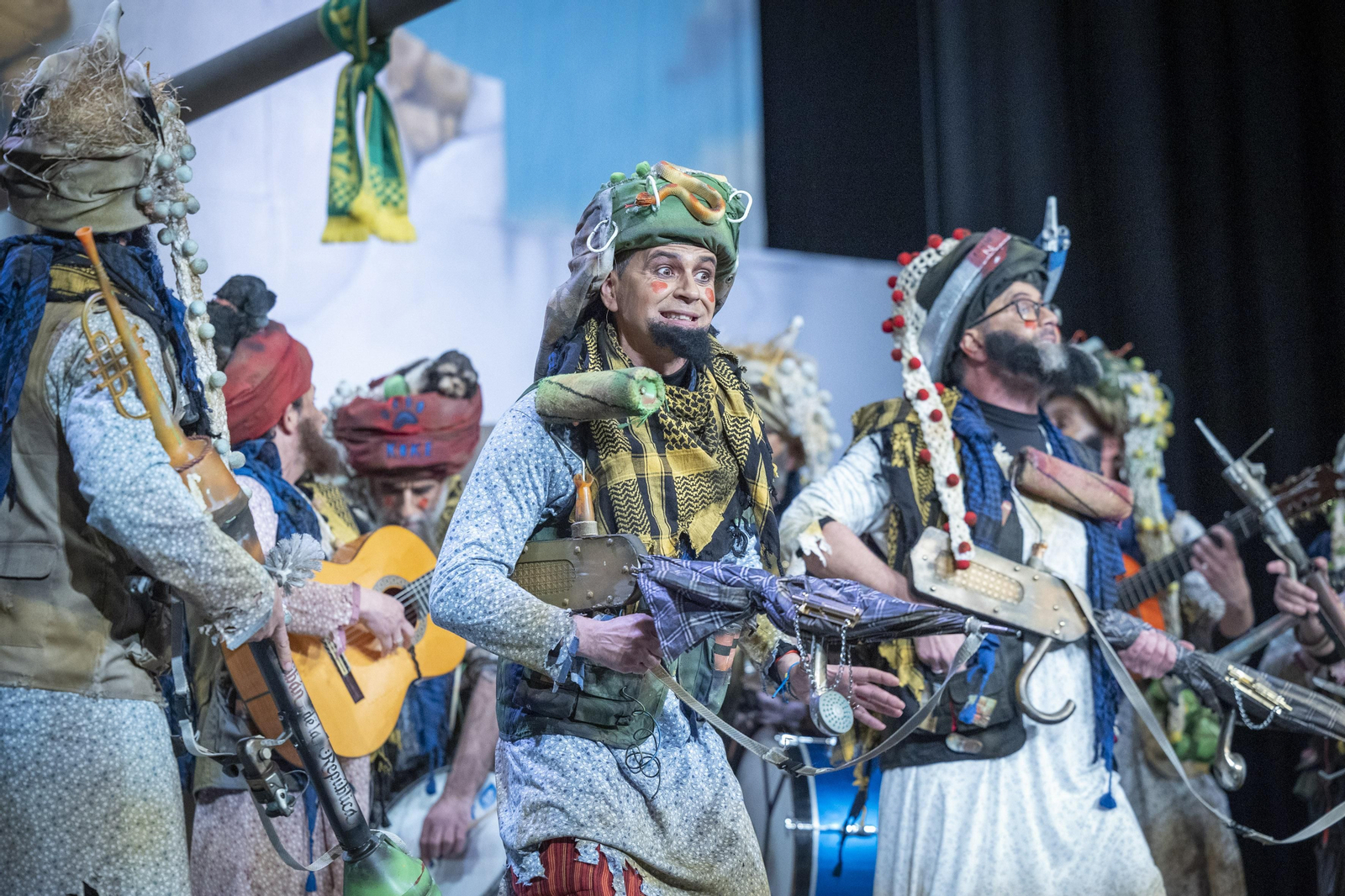 Chirigota 'Frente talibán de la república irreverente de Kadikadistán'