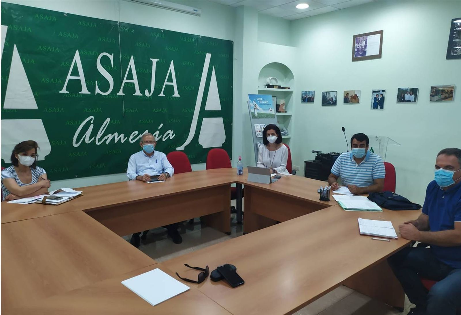 Asaja, Coag y UPA en Almería se reúnen para retomar temas del agro