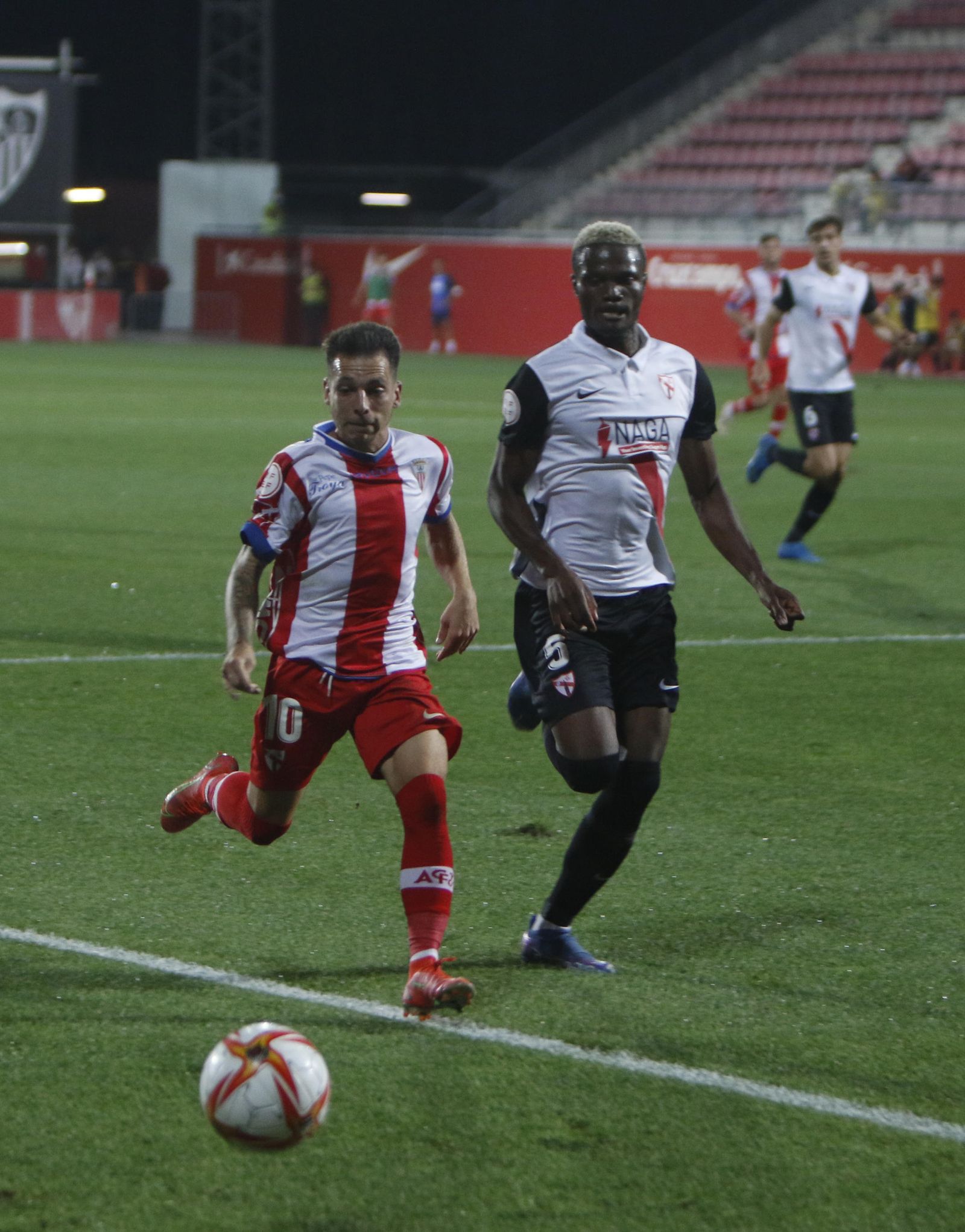 Las fotos del triunfo del Algeciras en  el campo del Sevilla Atlético (1-3)