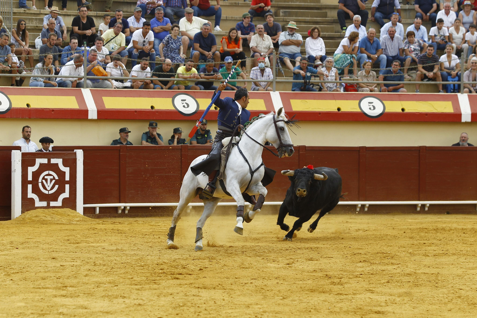 Imágenes de la corrida de rejones en la Feria taurina de Vera 2022