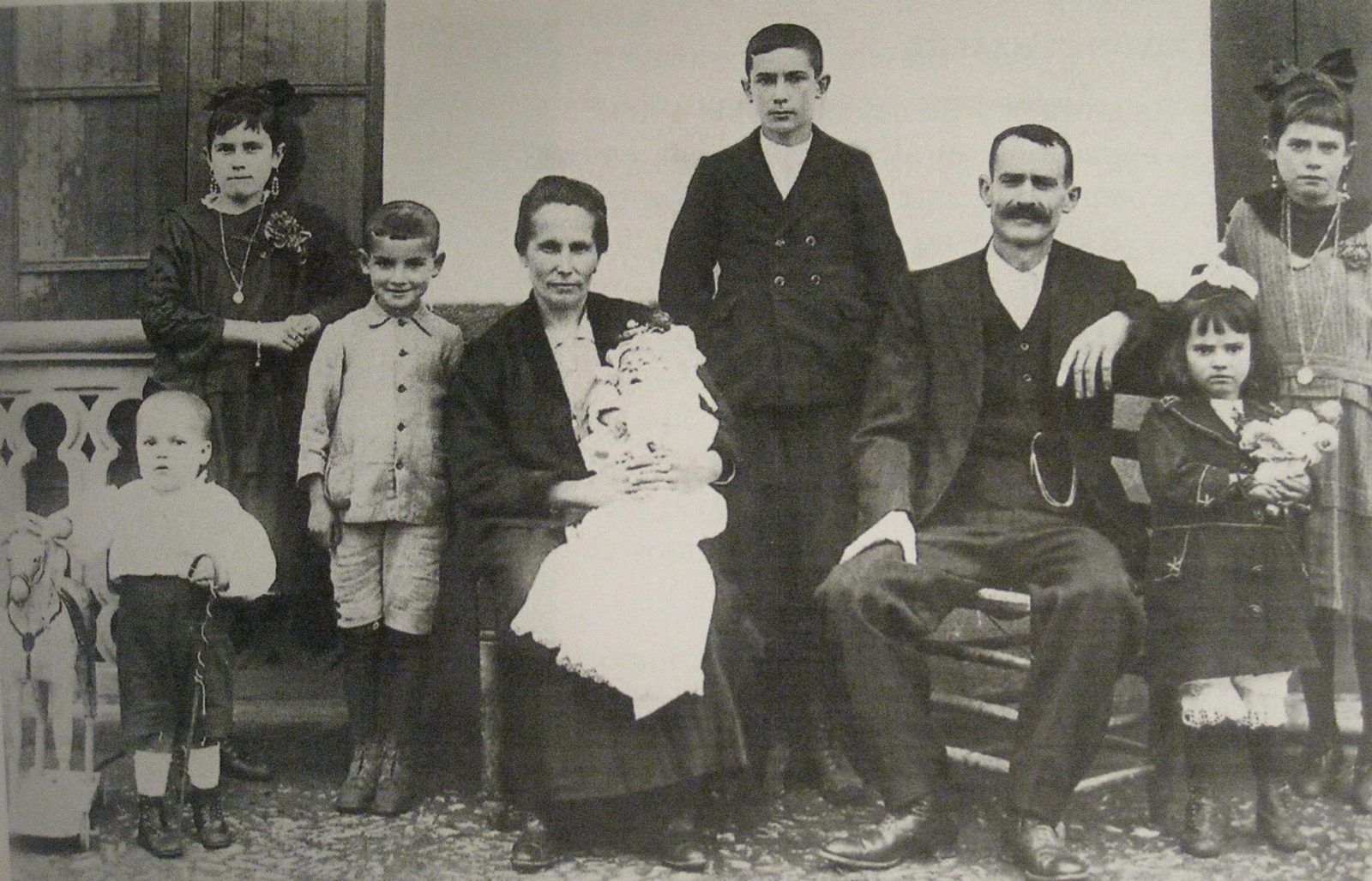 El periodista Antonio F. Tristancho escribe un libro sobre Galaroza en los años 30