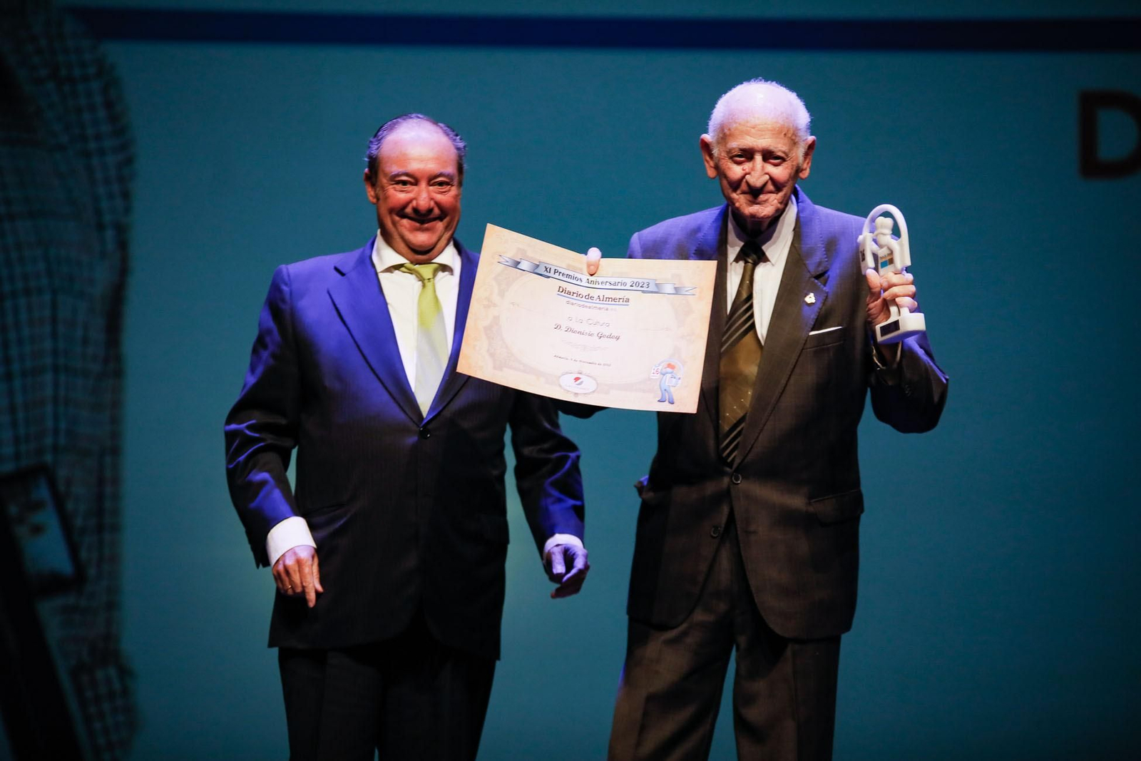 Imágenes de la Gala Aniversario de Diario de Almería, en Roquetas