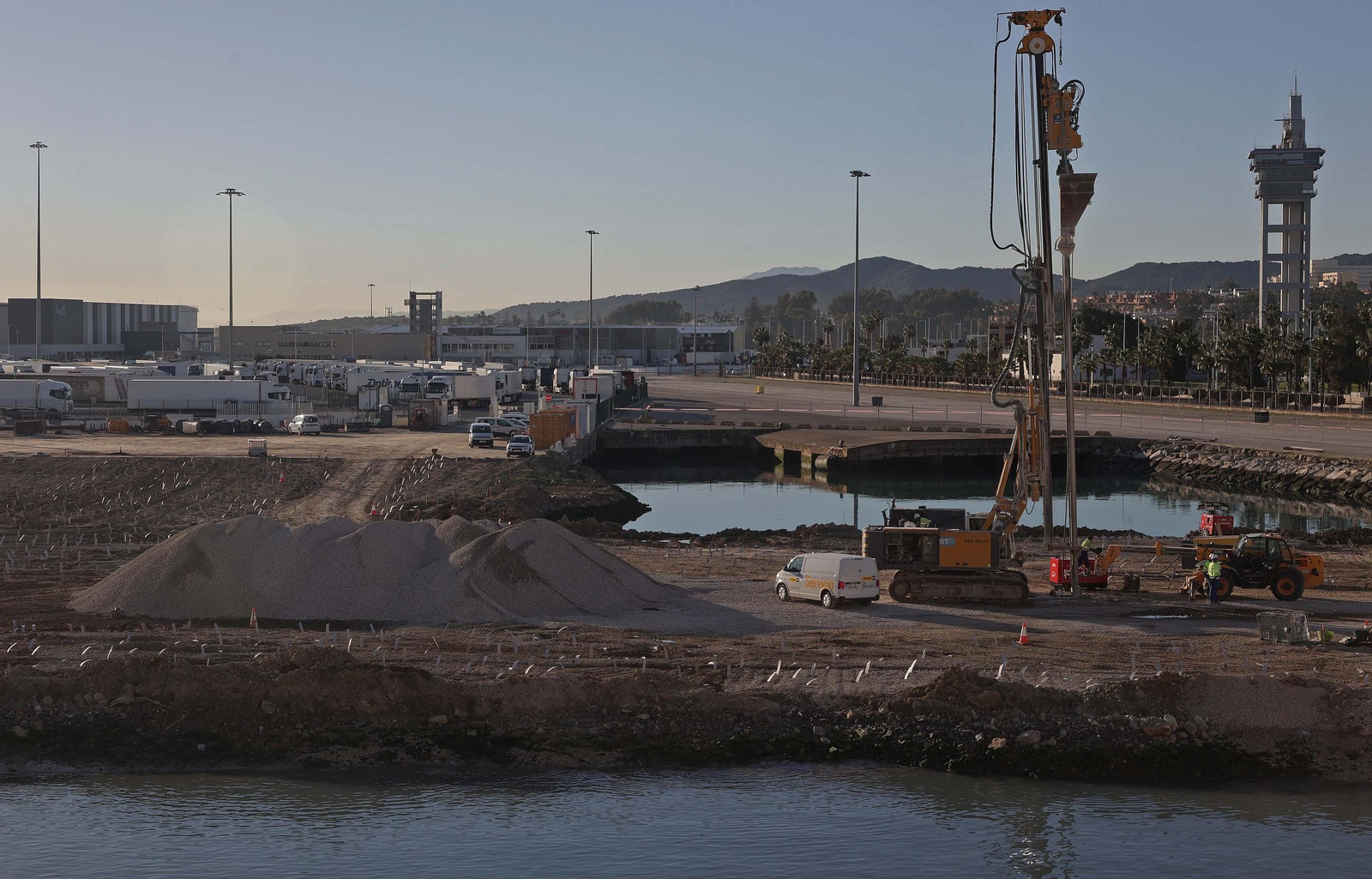 Fotos de las obras del nuevo muelle de Galera en el Puerto de Algeciras