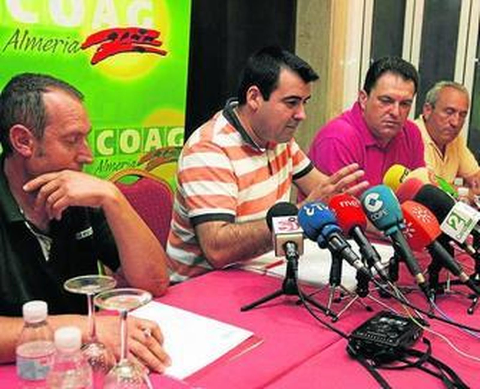 Andrés Góngora criticó la actitud de la Junta y de Verdia.