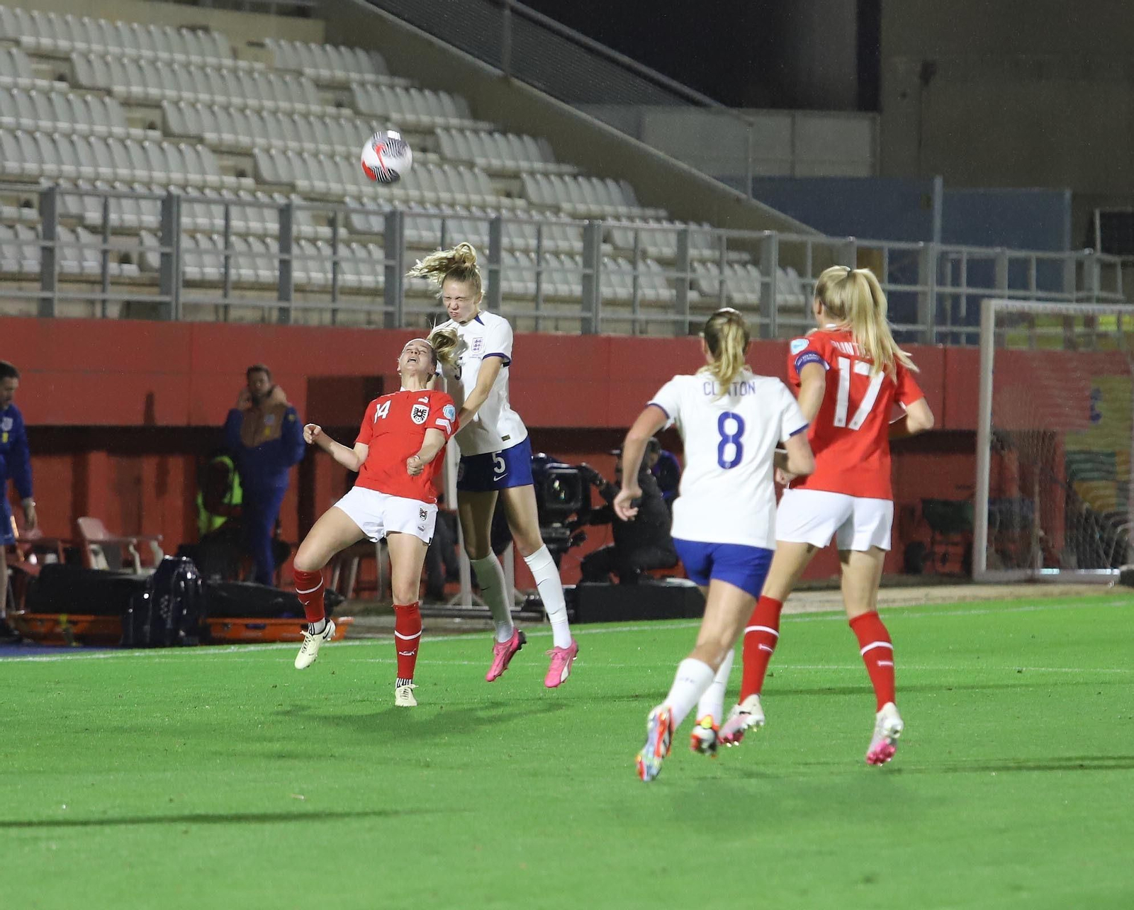 LAS FOTOS DEL AMISTOSO INGLATERRA-AUSTRIA FEMENINO EN ALGECIRAS