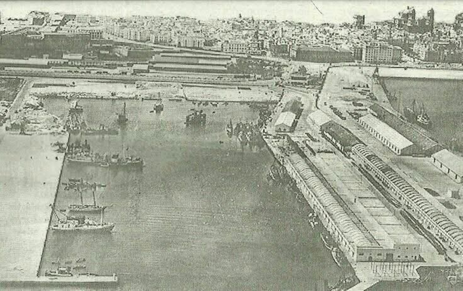 Construcción del Muelle Pesquero