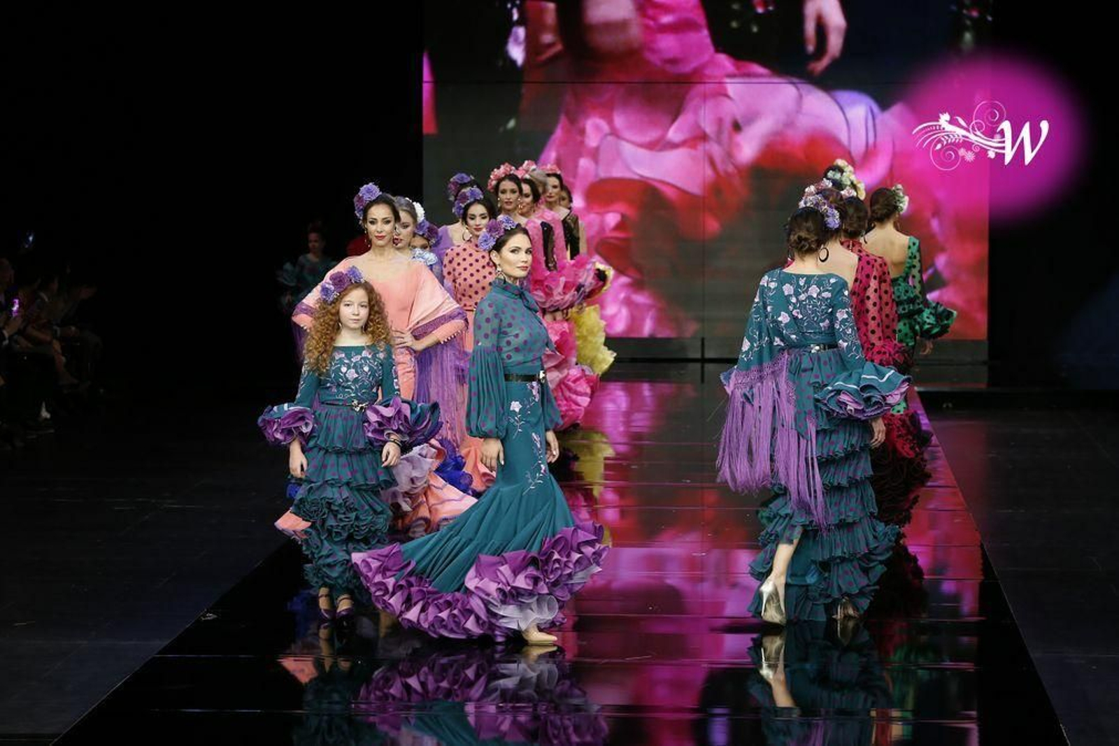 Todas las fotos del desfile de Sara Benítez en SIMOF 2020