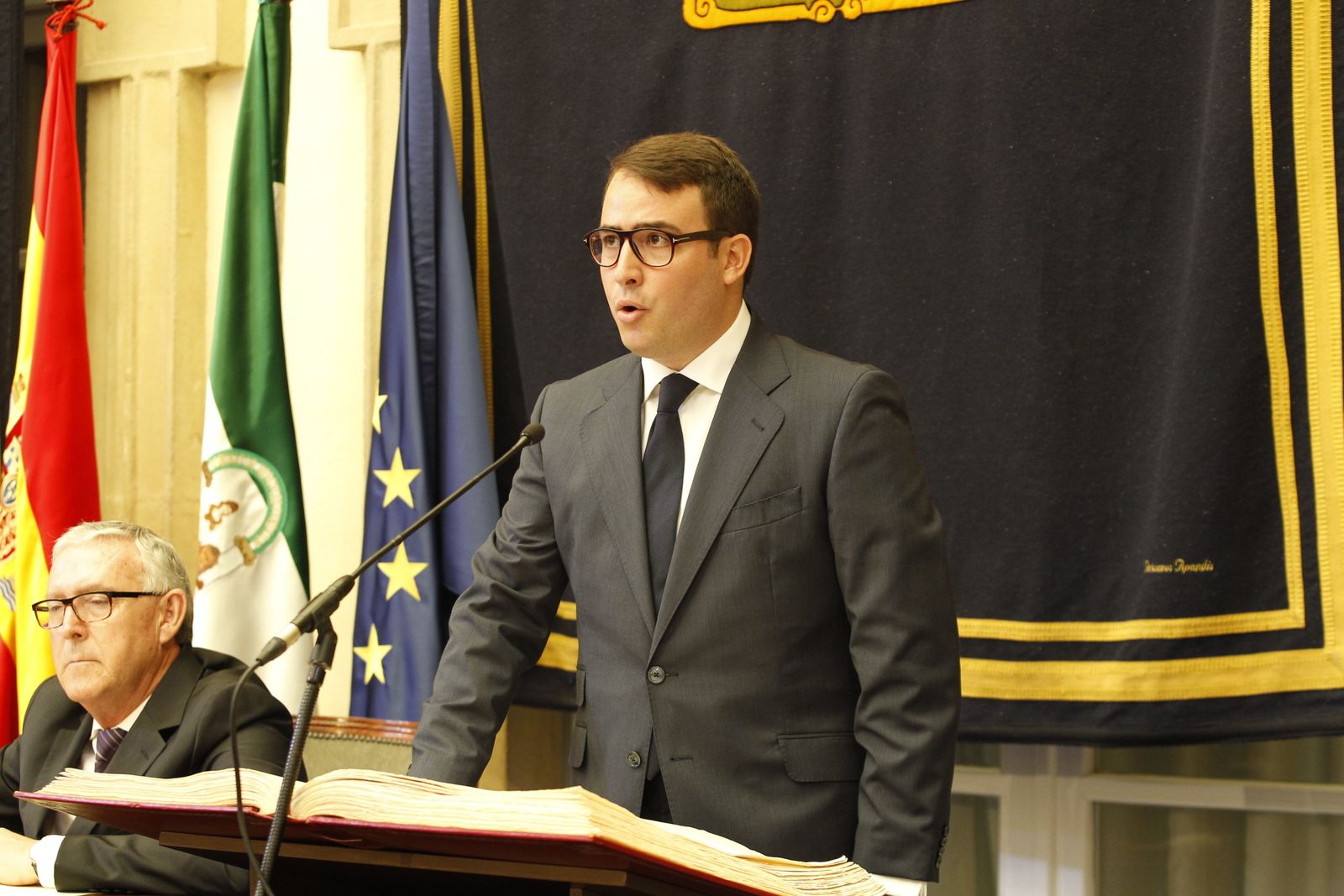 Pleno investidura Presidente Diputación de Almería. Javier Aureliano García