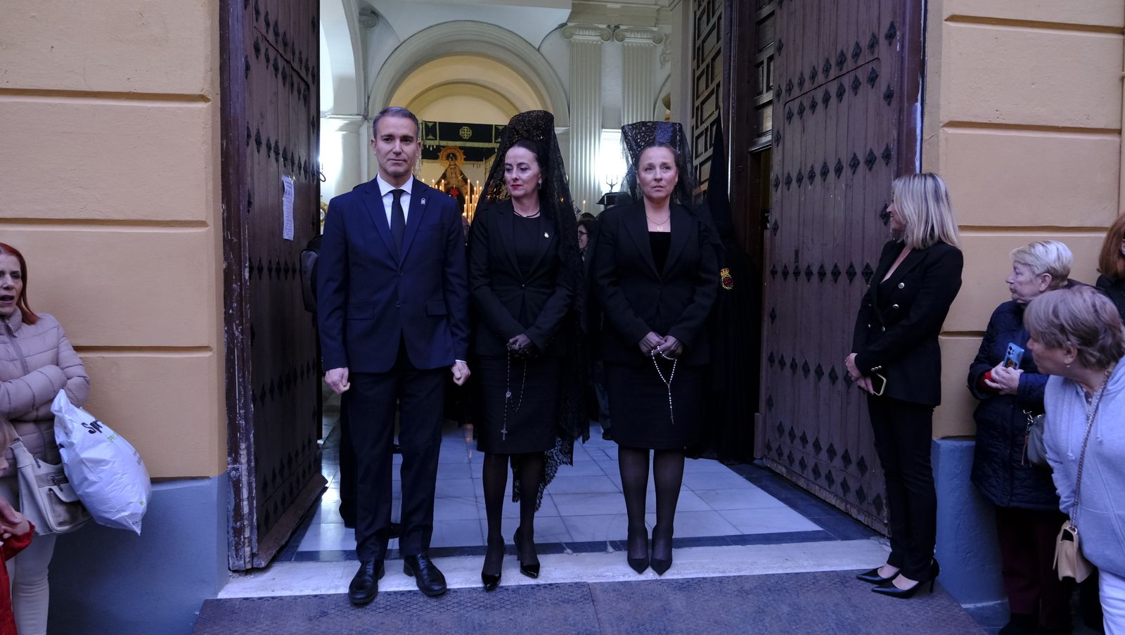 Las mejores imágenes del Santo Sepulcro, en Almería